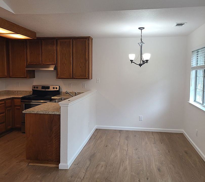1st image of 161 Brewery Ln APT 2