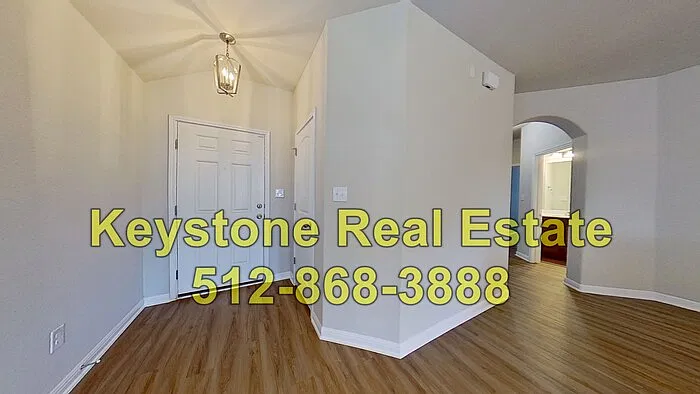 3 bed, 2.0 bath, 1408 sqft, $1,895 — Photo 3