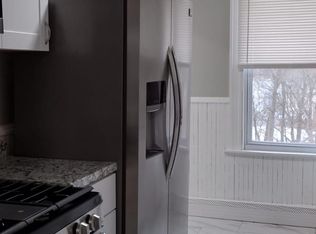 292 Burnside Ave FLOOR 3, Woonsocket, RI 02895