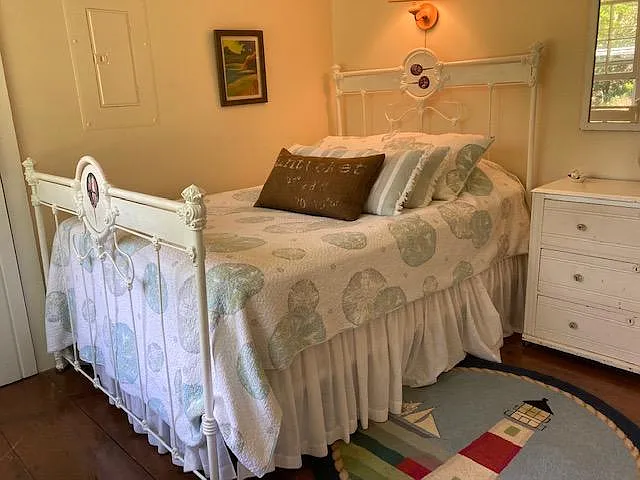 8 Village Way — Photo 14