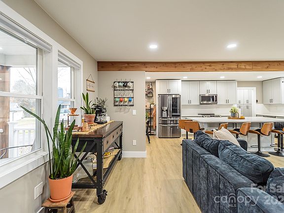 5th image of 1827 Kincaid Ct