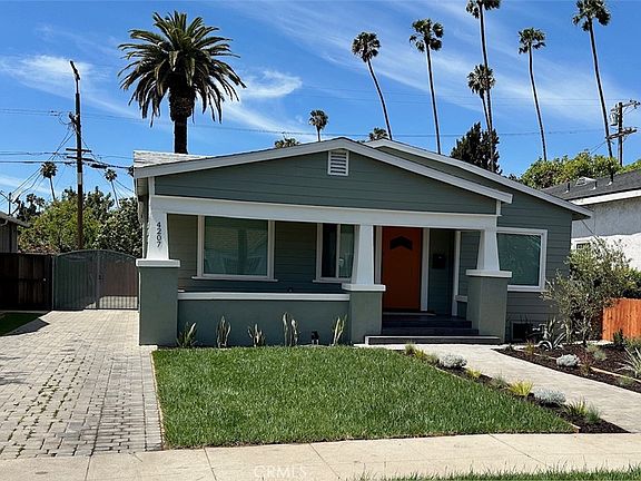 4th image of 4207 S Van Ness Ave