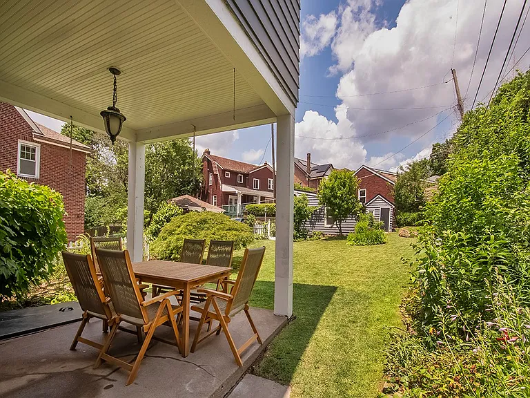 6051 Grafton St — Photo 25