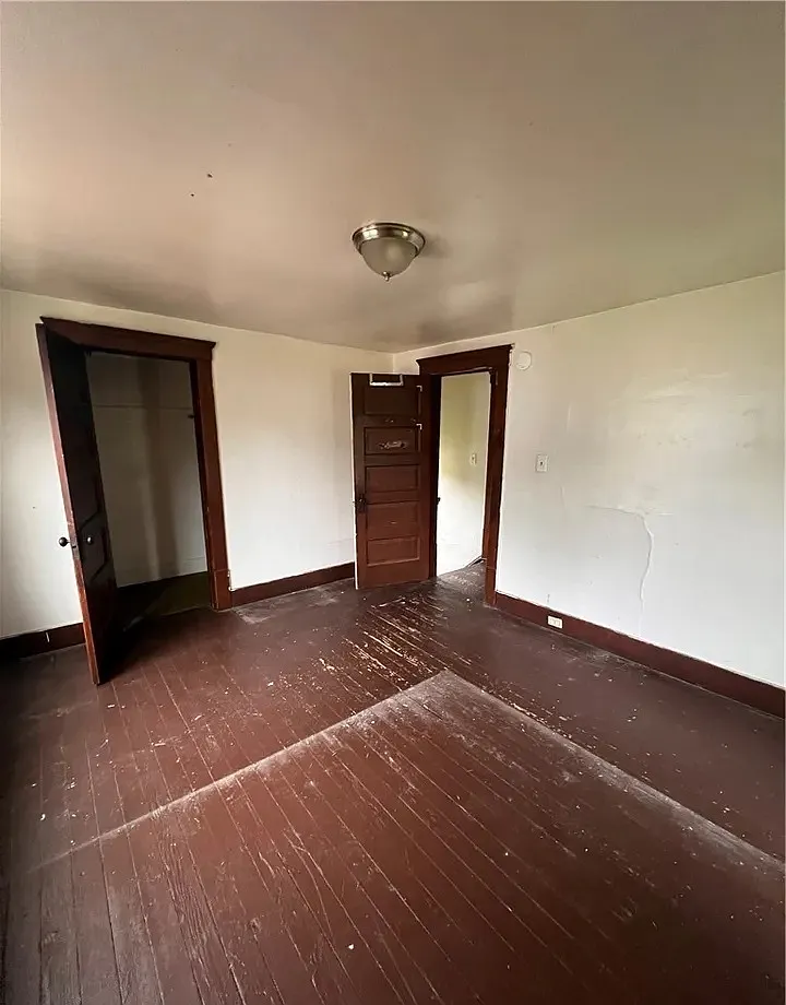 2 bed, 999 sqft, $700 — Photo 4