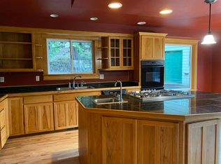 1714 Mount Brynion Rd, Kelso, WA 98626