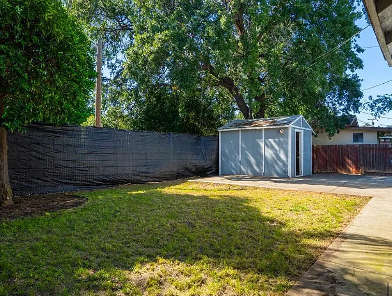 4 bed, 1.5 bath, 1316 sqft, $3,300 — Photo 1