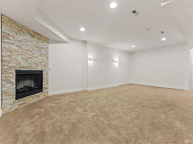 5369 N Shore Pl — Photo 44