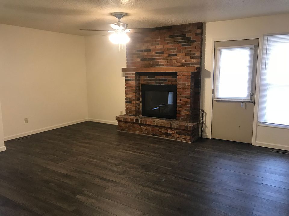 1st image of 3167 E Washita St