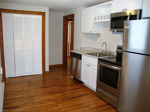 3rd image of 1553 Ohio Ave #B