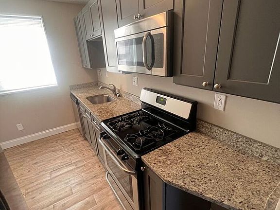 2nd image of 400 Summit Dr APT 11B