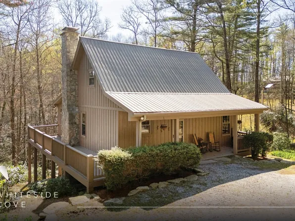 6045 Whiteside Cove Road, Cashiers, NC 28717