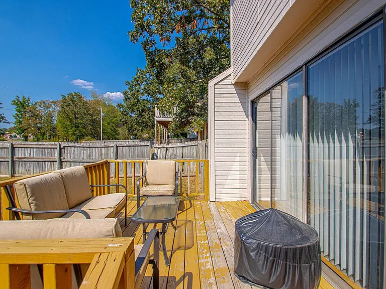 101 Bearskin Dr — Photo 44