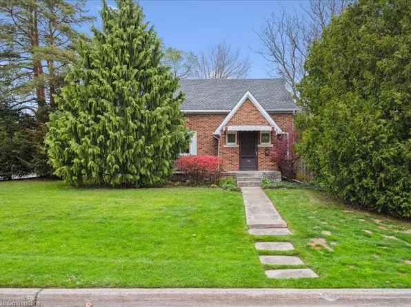 165 Hungerford Rd, Cambridge, ON N3C 2R2