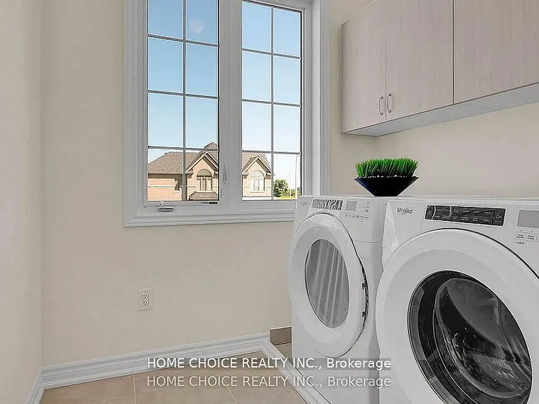 143 Terry Fox Dr — Photo 22
