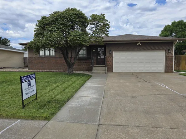 1719 Agnes Dr, Hays, KS 67601