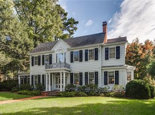 402 Meadowbrook Ter, Greensboro, NC 27408