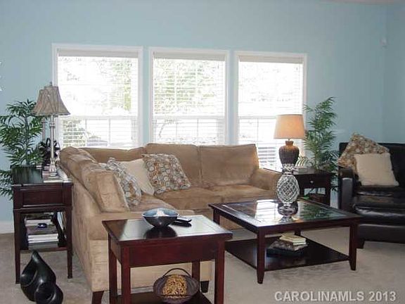 5th image of 8943 Oransay Way