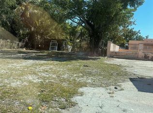 190 NW 71st St, Miami, FL 33150
