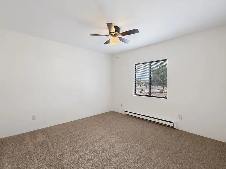 1299 N Tapadero Dr #C — Photo 13
