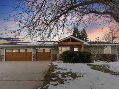 201 8th St, Grundy Center, IA, 50638