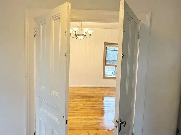 414 2nd St W — Photo 26