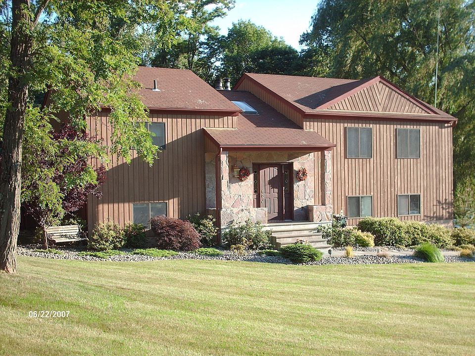 12 Nathalie ct