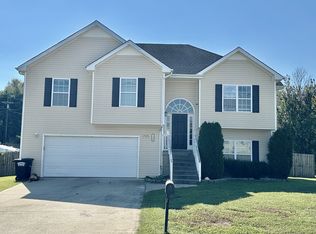 1348 Francesca Dr, Clarksville, TN 37042