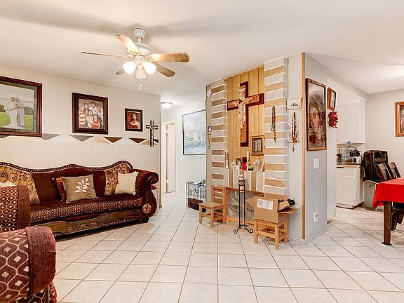 2nd image of 4133 42nd St APT 3