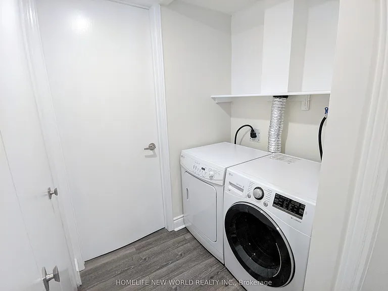 158 Coxwell Ave #BASEMENT — Photo 8