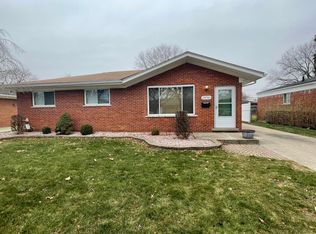 29741 Palomino Dr, Warren, MI
