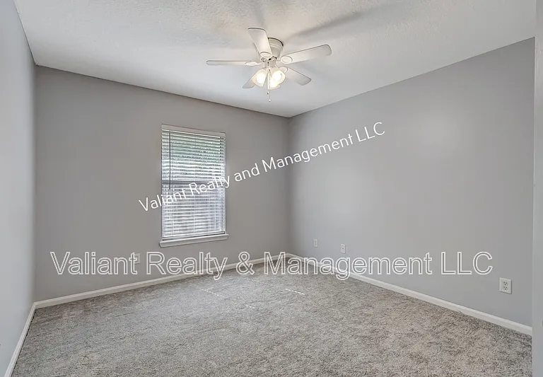 12197 Ripken Cir N — Photo 40