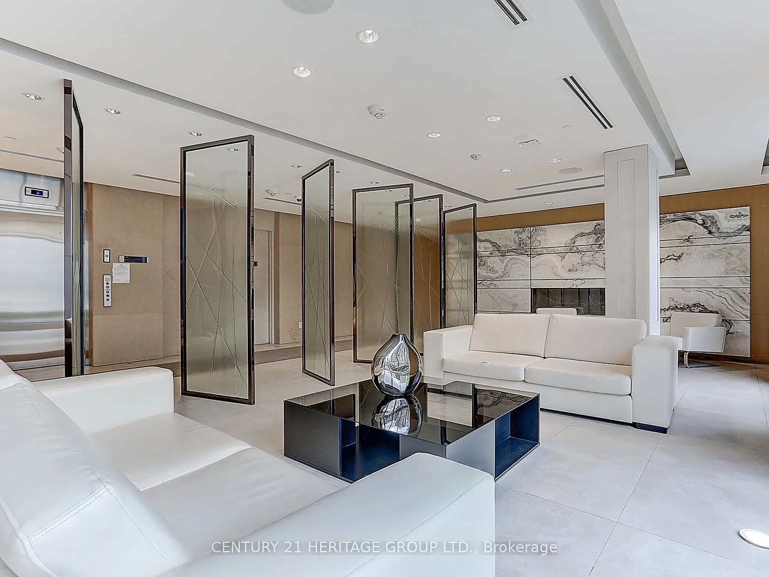 2 bed, $2,390 — Photo 2