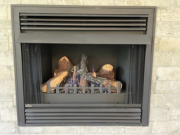 5th image of 294 Frye Cir
