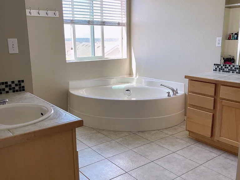 6413 Elizabeth Ave SE — Photo 11