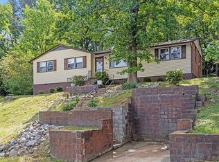 1917 Southgate Dr, Raleigh, NC 27610