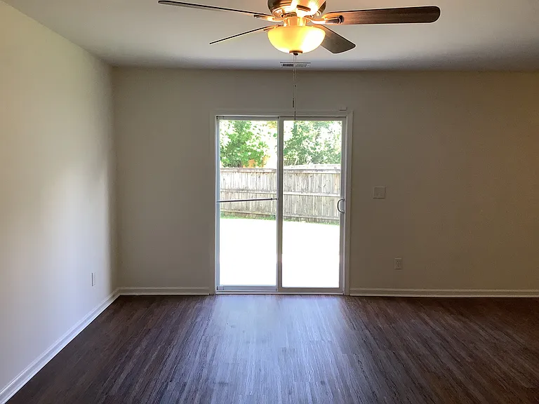 8220 Pickop Miles Ct — Photo 6