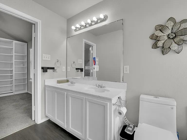 930 Timber Oaks Ln — Photo 14
