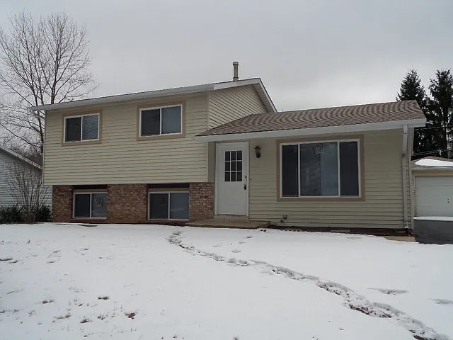 233 Northridge Ave photo 1