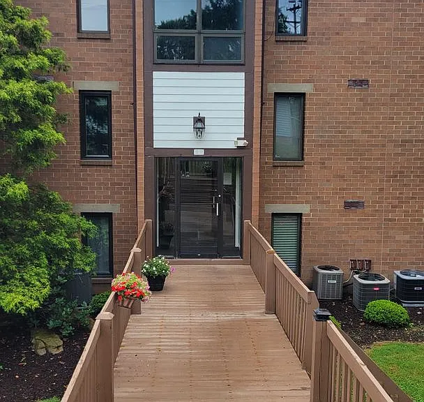 1845 Clayton Ave #110 — Photo 1