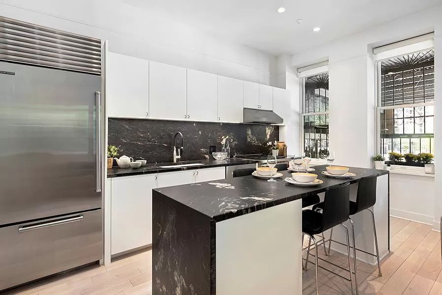 1st image of 166 W 94th St APT 2