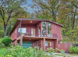 4471 Rocky Dell Rd, Cross Plains, WI 53528