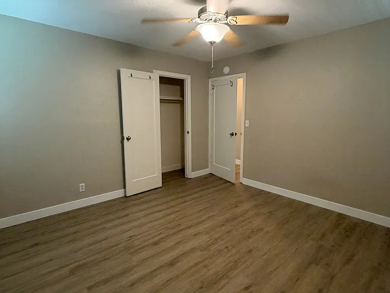 2711 E St #6 — Photo 3