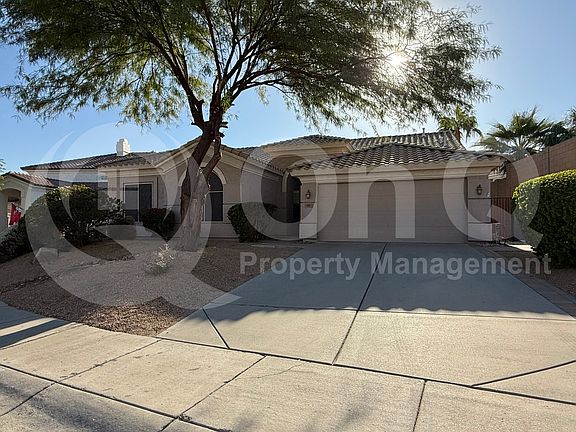 2nd image of 107 W Windsong Dr