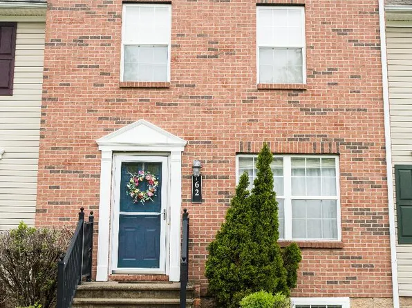 62 Highbluffs Blvd, Columbus, OH 43235