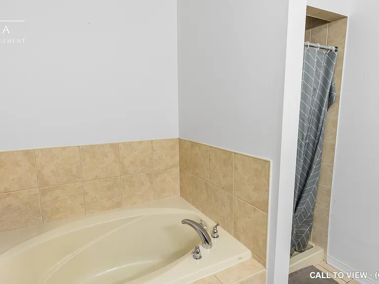 44 Thackery Dr — Photo 17
