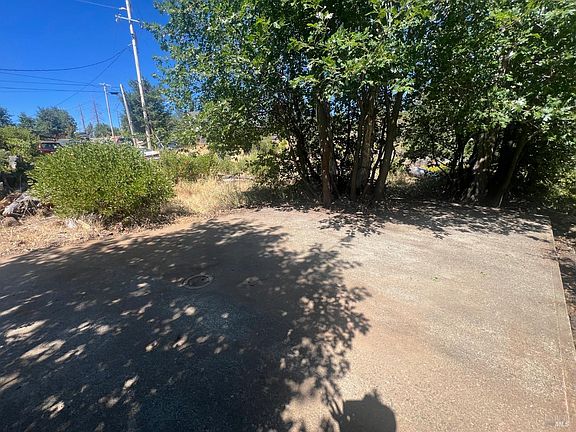3rd image of 11495 Pine Summit
