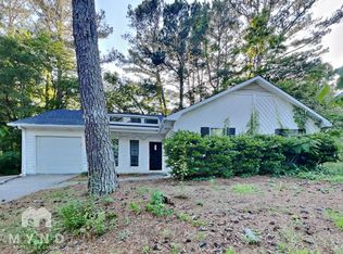 3047 Brook Hollow Dr, Rex, GA 30273