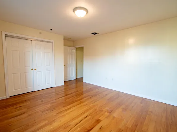 540 29th Street image 8 of 12