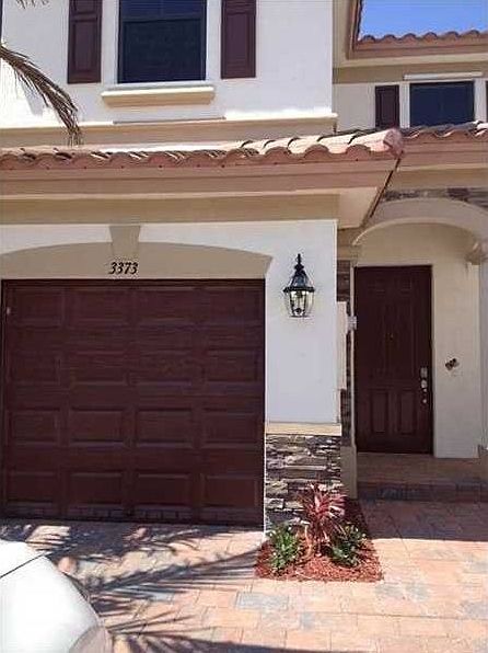 1st image of 3373 W 90th St #Lvh