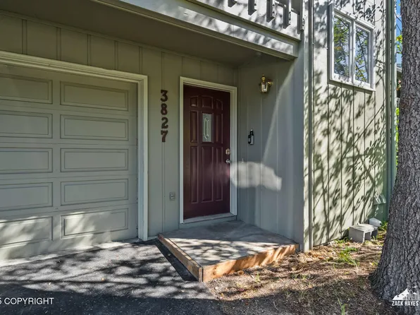 3827 Hampton Dr, Anchorage, AK 99504